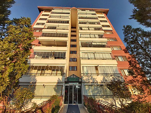 AFRAKENT'DE ARAKAT ASANSÖRLÜ METRO YANI 3+1 NET 135m² SATILIK