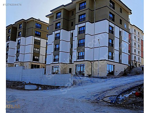 Saraycık 4. ve 6. Etap Tokide 93 M2 satılık dükkan