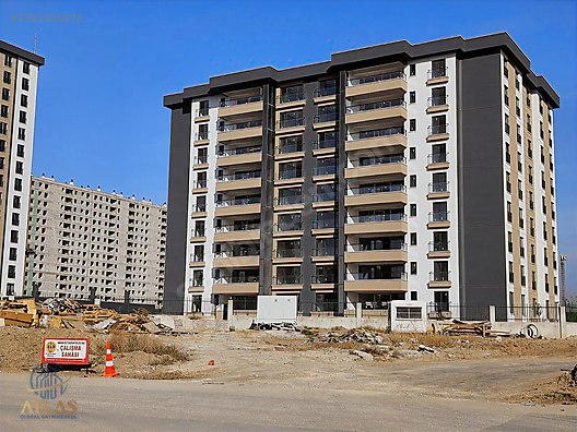 Atlas/Engin Yakut Yenibatıda Satılık Sıfır 5+1