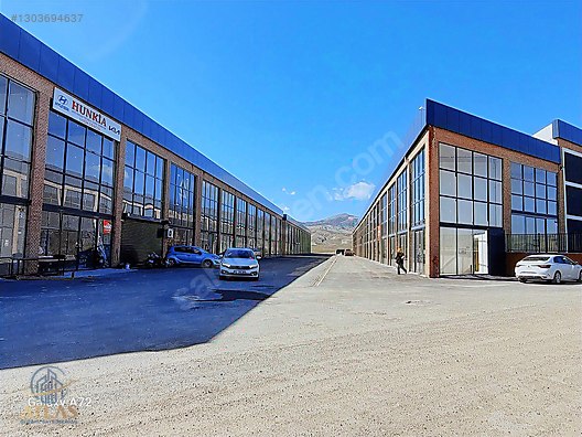 Yenikent Megakent Sanayi Sitesinde 84 M2 Sıfır Kiralık İş Yeri